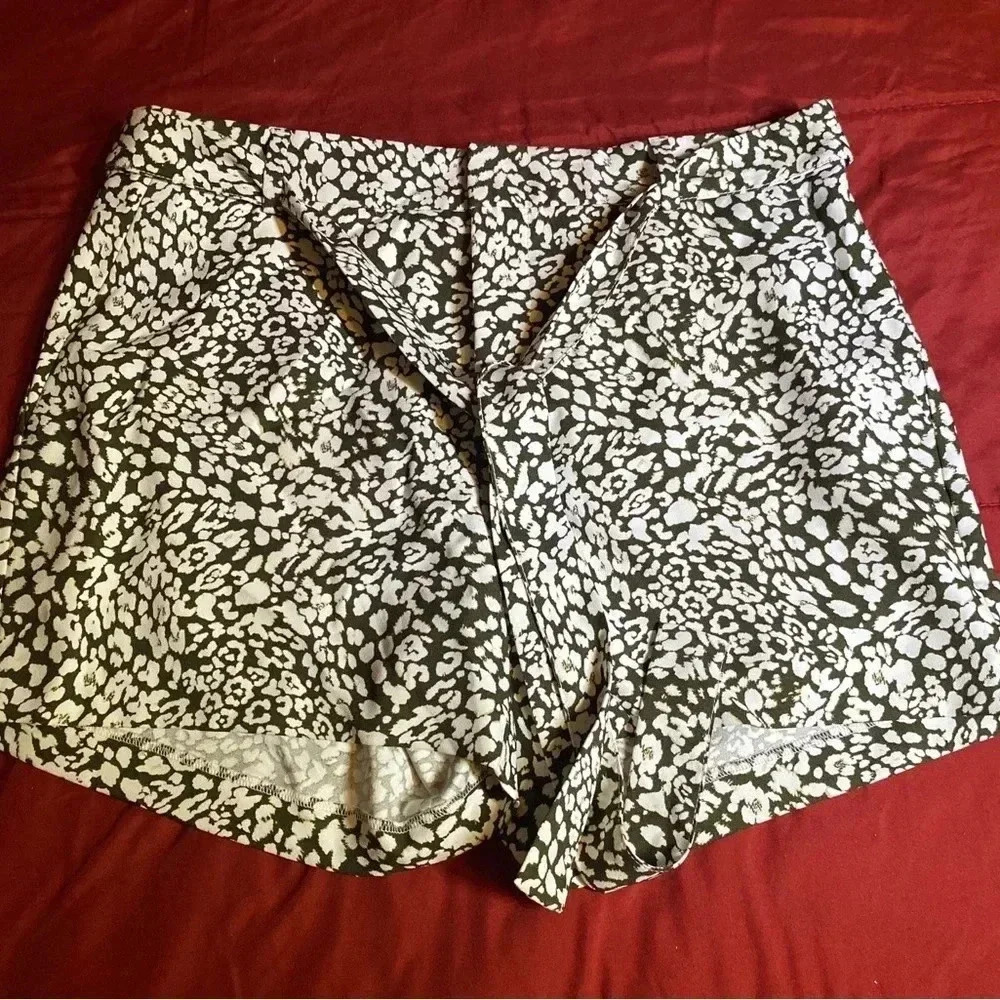 J. Crew shirt for women. Size 6. New - Picture 6 of 9